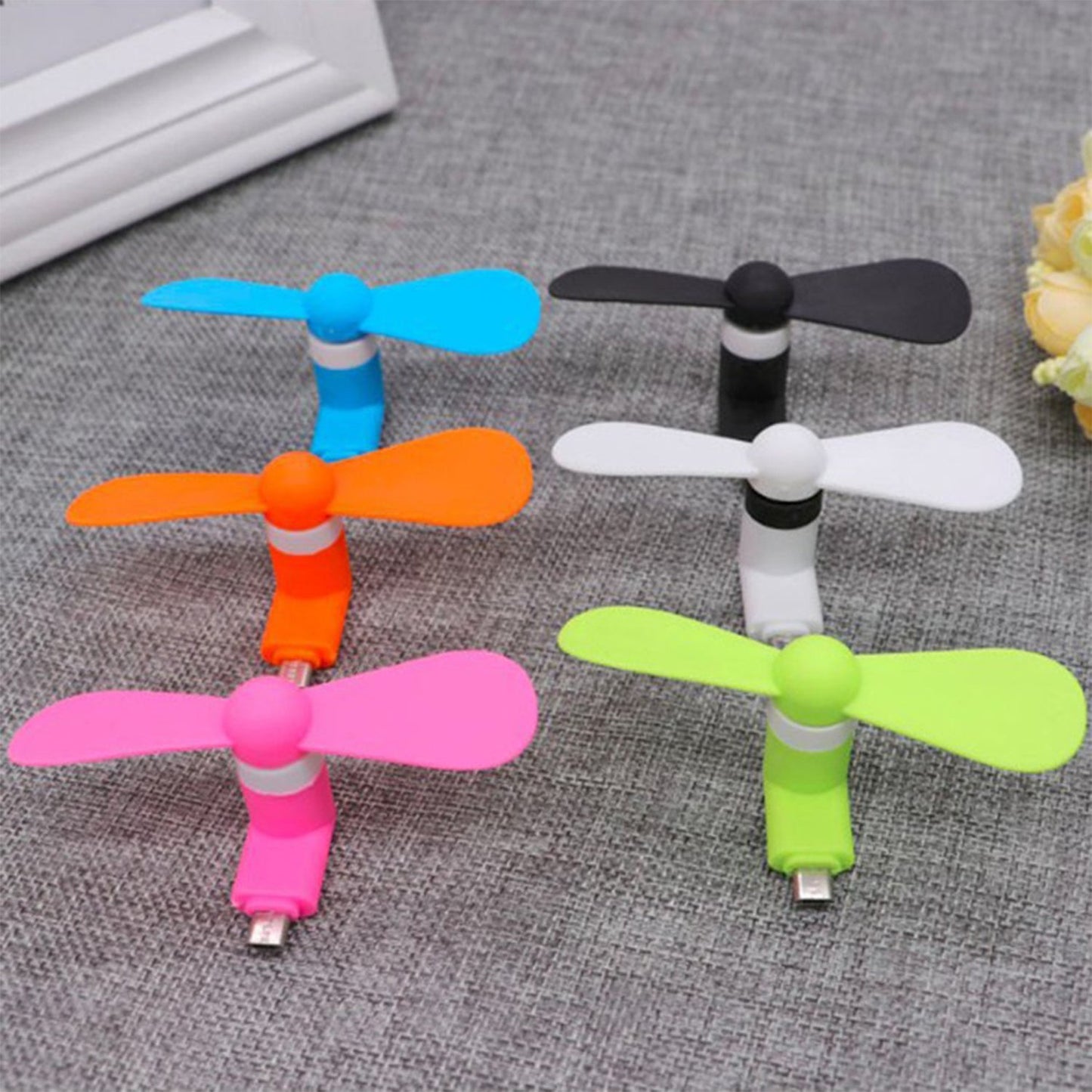 mini USB fan For Having cool air anywhere